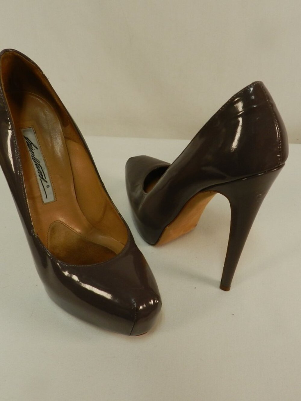 Brian Atwood Patent Leather platform heels pumps Italy brown Size Sz 37 US 7